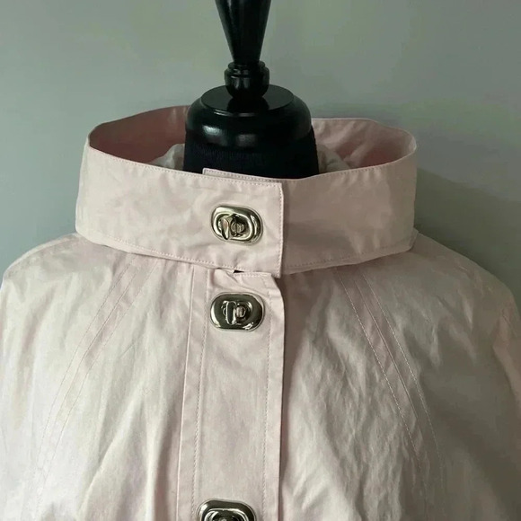 Edward An  | Poncho - Picture 2 of 11